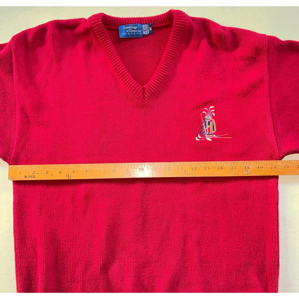 Vintage Cambridge Classics Red V-Neck Golf Ski Sweater Mens Medium Made in USA